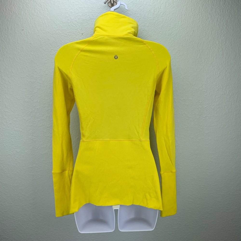 Lululemon Jacket - Picture 5 of 8